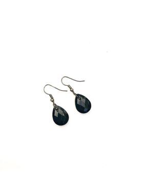 𝅺Black Oval Pendant Earring